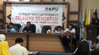 55 Relawan Demokrasi di Parimo ikut Bimtek