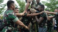 HUT Bhayangkara Disemarakkan Panjat Pinang dan Tarik Tambang