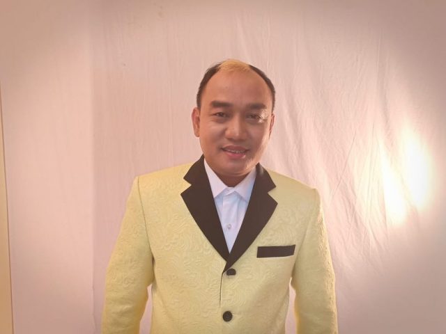 Azis gagap