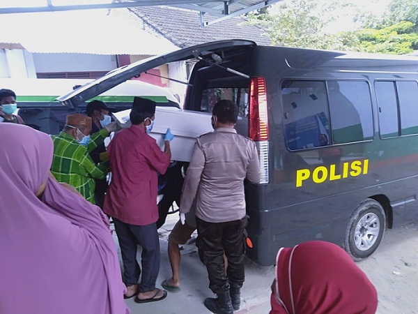 Tim Sar Gabungan Kembali Temukan Satu Jenazah Tertimbun Longsor Di Lokasi Peti Buranga