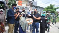 Masih Menetap di Huntara, Alumni Akmil 91 Beri Bansos bagi Penyintas Bencana Sulteng
