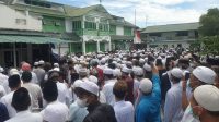 Ribuan Abnaul Khairaat Antar Habib Saggaf ke Pemakaman