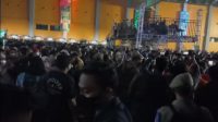 22 Pengunjung Konser Musik di Makassar Positif Covid-19, Konser Dibubarkan Sementara Karena Langgar Prokes