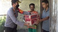 Warga Terdampak Unjuk Rasa Berujung Bentrok di Parimo Terima Bantuan