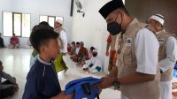 Pemkot Palu Serahkan Bantuan Perlengkapan Sekolah Program Masjid Nurul Habiba