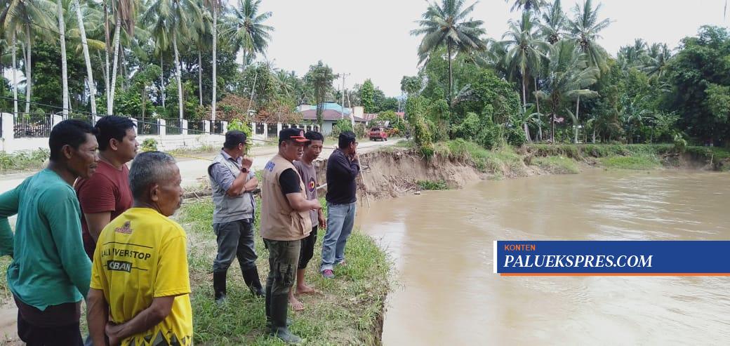 Anggota DPRD Kabupaten Tolitoli asal Partai Bulan Bintang (PBB), Erwin SH, mengajak pihak Badan Penanggulangan Bencana Daerah (BPBD) Kabupaten Tolitoli untuk meninjau kerusakan bendungan irigasi di Desa Tinigi dan ruas jalan yang ambrol di Desa Kalangkangan, Kecamatan Galang, Kabupaten Tolitoli, pasca-banjir.