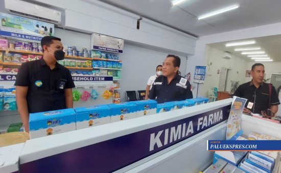 Cek Keberadaan 5 Jenis Obat Ini,  Tim Dirreskrimsus Sambangi Apotek di Palu