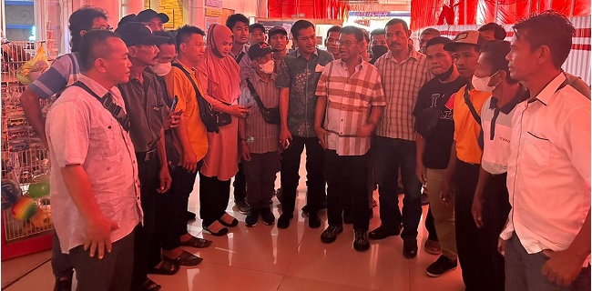 22 Koperasi Pertambangan Rakyat Desa Oyom Dapat Dukungan Gubernur Sulteng