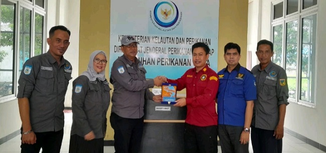 Kunjungi Pelabuhan Perikanan Untia Makassar, Kepala DKP Sulteng: Memodifikasi Pola Kerja Strategis PPI