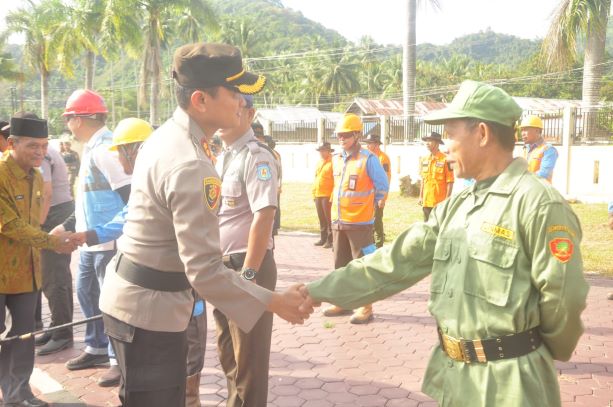 Personel Gabungan Amankan Nataru di Parimo