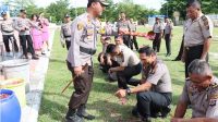 47 Personel Polres Banggai Naik Pangkat
