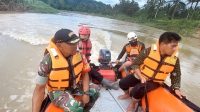Tim SAR Cari Dua Orang Hanyut di Sungai Kongkomos Tolitoli