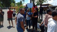 Puluhan Warga di Parimo Demo Minta Salah Satu Ponpes Ditutup