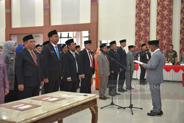 Gubernur Lantik Pejabat Tinggi Pratama, Pejabat Administrator dan Pejabat Pengawas Lingkup Pemprov Sulteng