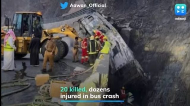 Bus Pengangkut Jemaah Umrah Terbalik, 20 Orang Tewas