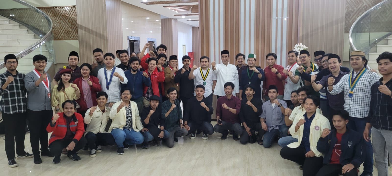 Kelompok Cipayung Plus bertemu dengan Andi Amran Sulaiman. (Foto: Ist)