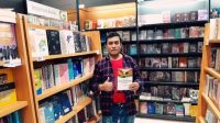 Akhmad Sekhu, Semangat Tak Pernah Pudar Sang Sastrawan