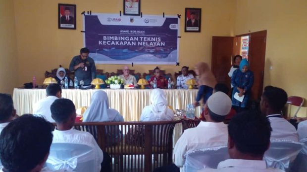 Kerjasama DKP Sulteng-USAID Ber-IKAN, 45 Nelayan Ikut Bimtek SKN di Banggai