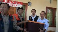 Gubernur Salurkan Langsung Bantuan untuk Korban Gempabumi Palolo