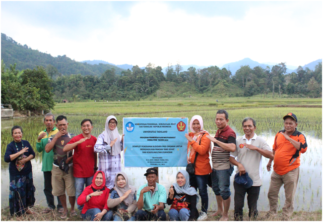 Petani di Palolo, Sigi Dilatih Budidayakan Padi secara Organik untuk Hasilkan Pangan Sehat.