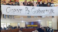 Para Kades Demo Minta Pj Gubernur Sulsel Bahtiar Dicopot