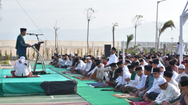 Hadiri Salat Istisqa, Berikut Pesan Gubernur Sulteng