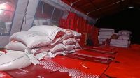 Dinas Ketahanan Pangan Parimo Salurkan 2 Ton Beras untuk Dapur Umum