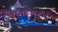 Rindukan Pasangan BERANI, Masyarakat Sojol Padati Deklarasi Anwar Hafid dan Reny A Lamadjido