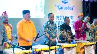 Anwar Hafid Hadiri Festival Posalia Pandapa Besusu, Tekankan Pentingnya Gotong Royong dan Pelestarian Budaya