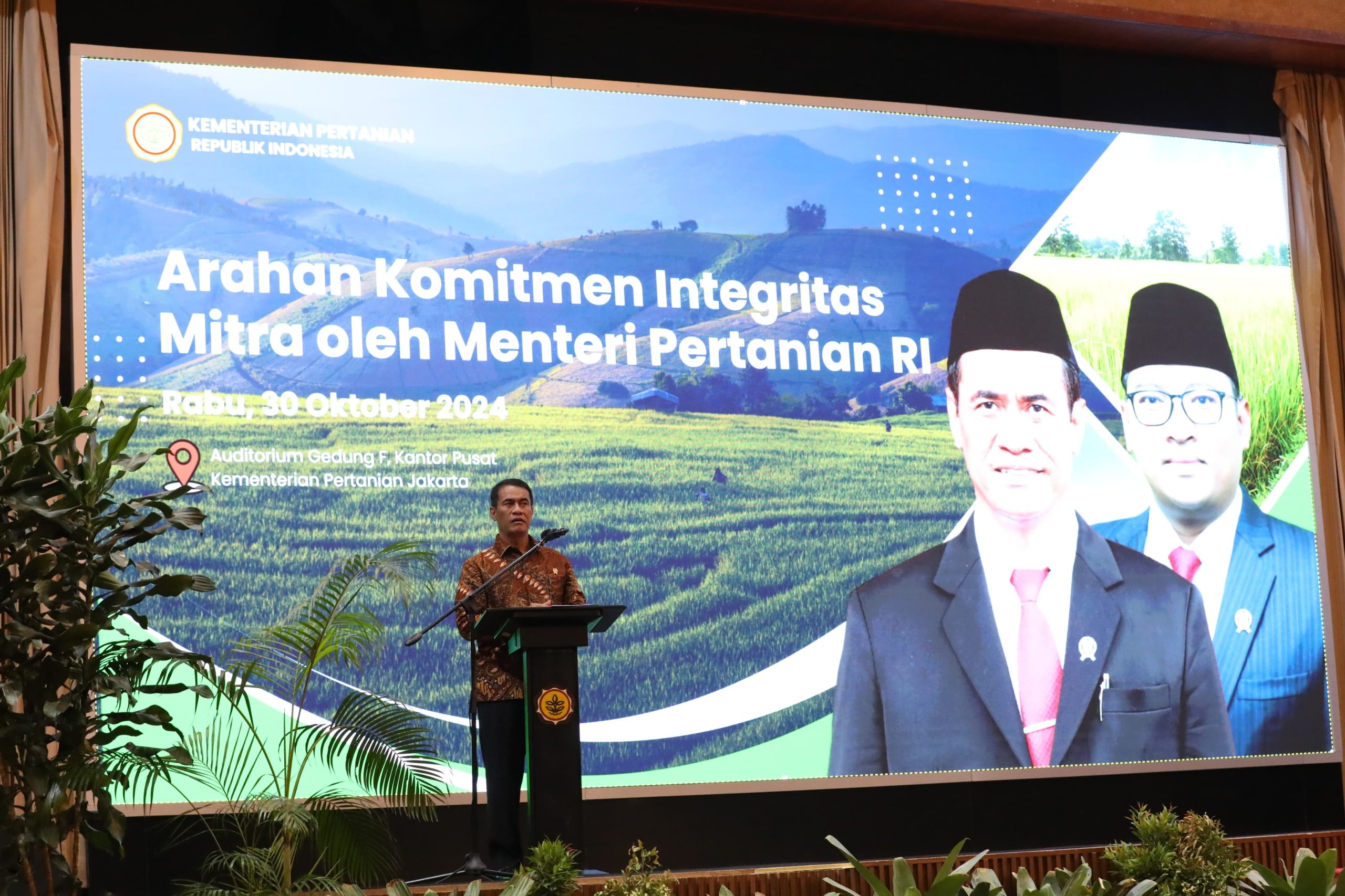 Jaga Integritas, Mentan Amran Tegas Tidak Ada Fee Proyek