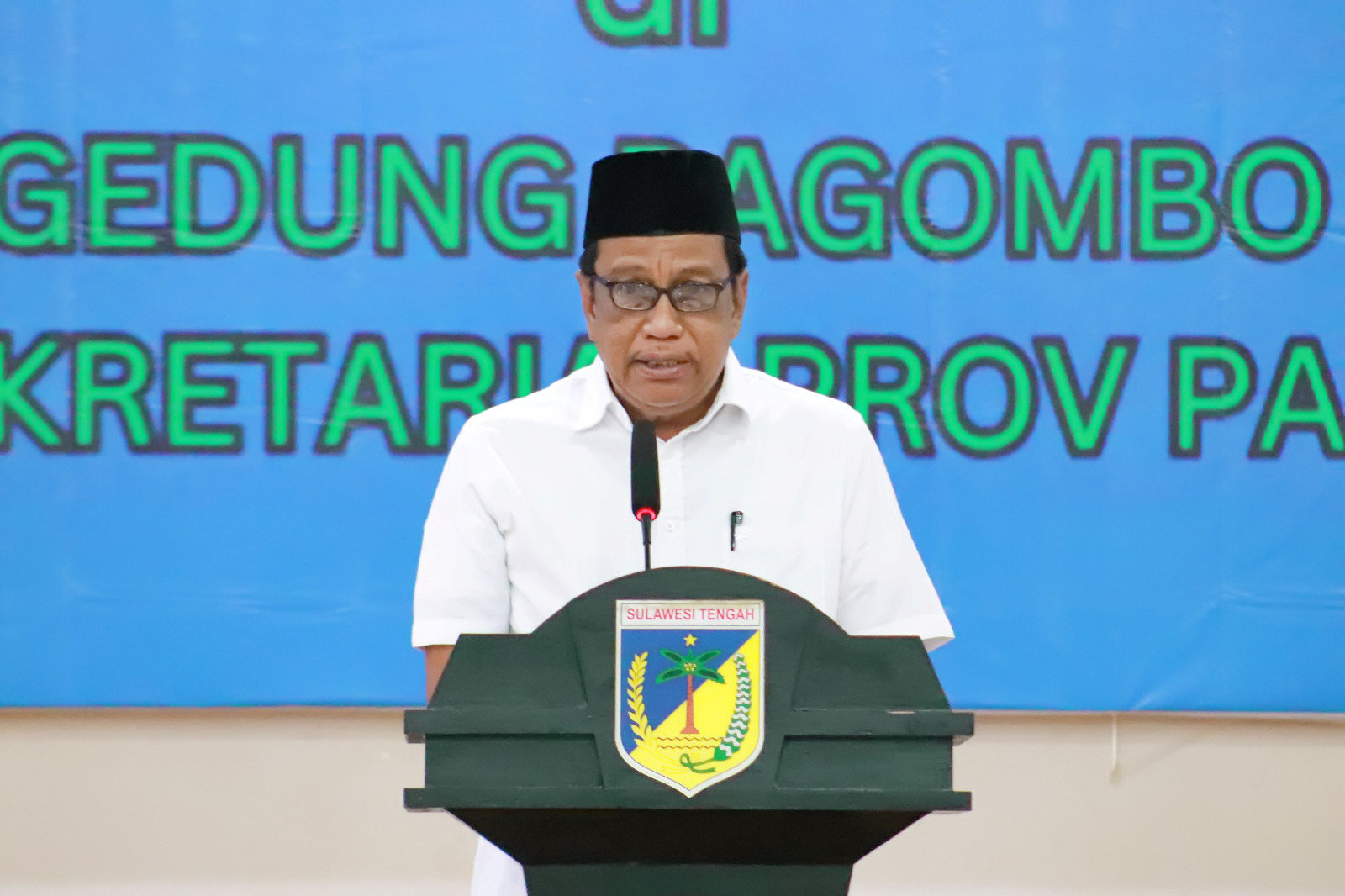 Asisten Pemerintahan dan Kesra, Dr. Fahruddin, S.Sos., M.Si.