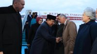 Tiba di Ankara, Presiden Prabowo Disambut Langsung Presiden Erdoğan