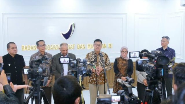 Kepala Badan Pengawas Obat dan Makanan Republik Indonesia (BPOM RI), Prof. Taruna Ikrar, menyatakan dukungan penuh terhadap pelaksanaan uji klinis fase 3 vaksin Tuberkulosis (TBC) M72 di Indonesia. (Foto: BPOM RI)