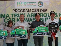 Dukung Bupati Morowali Atasi Sampah, IMIP Bantu Truk dan Kontainer
