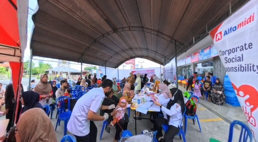 Alfamidi Edukasi Pencegahan Kekurangan Zat Besi Balita di Padanjakaya, Palu