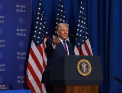 Trump Puji Ketegasan Prabowo di Forum Board of Peace: Saya Tak Ingin Melawannya!