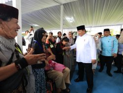 Antusiasme Warga di Open House Istana: Senang Banget Bisa Salim Sama Pak Prabowo