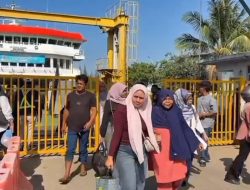 Aceh Mulai Bangkit, Pelabuhan Ulee Lheue Dipadati Wisatawan Sambut Kemeriahan Idulfitri