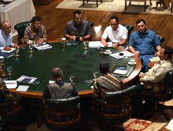 Prabowo Gelar Serangkaian Rapat Terbatas di Hambalang, Bahas Kampus STEM hingga Persiapan Mudik