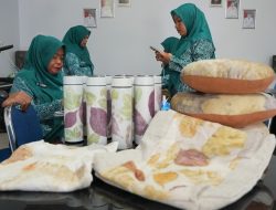 CSR IMIP Inisiasi Kerajinan Ecoprint, Pacu Ekonomi Kreatif Lokal