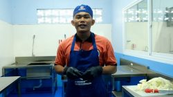 Dari Dapur MBG, Santri Yatim Ini Bisa Menopang Ekonomi Keluarga