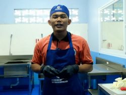 Dari Dapur MBG, Santri Yatim Ini Bisa Menopang Ekonomi Keluarga