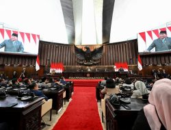 Prabowo: USD343 Miliar Kekayaan Indonesia Mengalir ke Luar Negeri dalam 22 Tahun, Penyebab Gaji Guru Kecil