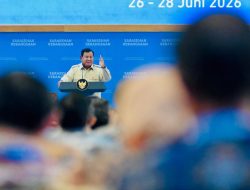 Prabowo Terima Usul dan Masukan dari Perguruan Tinggi: Saya Janji Baca dan Tindaklanjuti