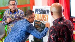 Menyelami Pola Pikir di Balik Gerak Cepat Prabowo Lewat Buku Presiden Solusi