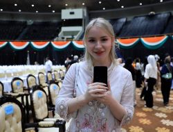 Pertama Kali Bertemu Prabowo, Warga Asal Jerman: Indonesia Punya Presiden yang Humoris dan Hangat