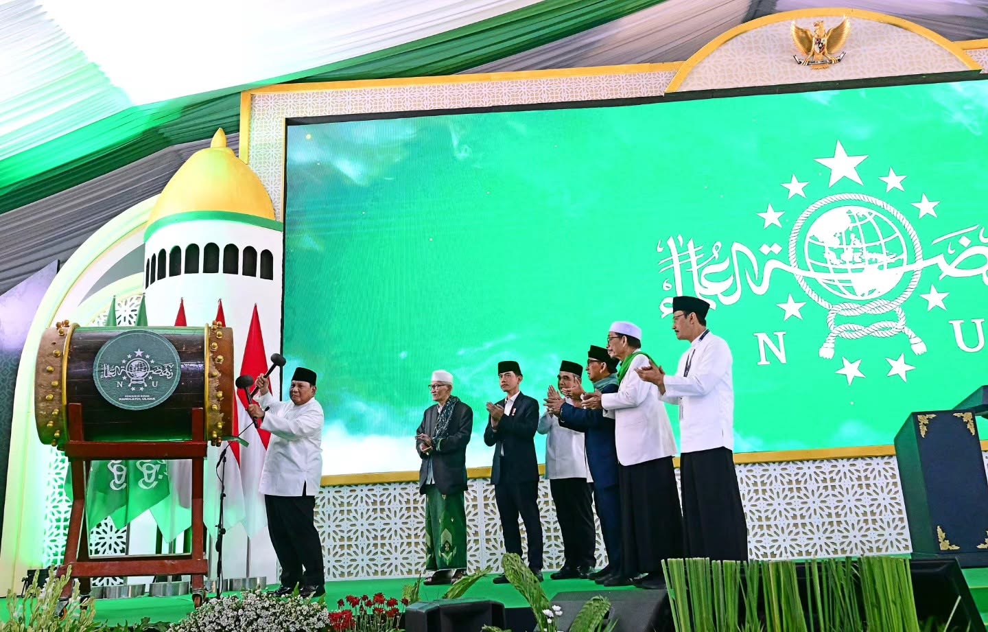 Kiprah Nahdlatul Ulam tidak hanya terlihat pada masa perjuangan merebut kemerdekaan, tetapi juga dalam berbagai momentum penting yang dihadapi bangsa hingga saat ini.