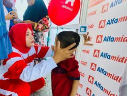 Alfamidi Edukasi Keluarga Balita di Palu Pentingnya Imunisasi untuk Balita