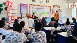 Bangun Generasi Peduli Bumi, Alfamidi Edukasi Siswa SMPN 4 Palu