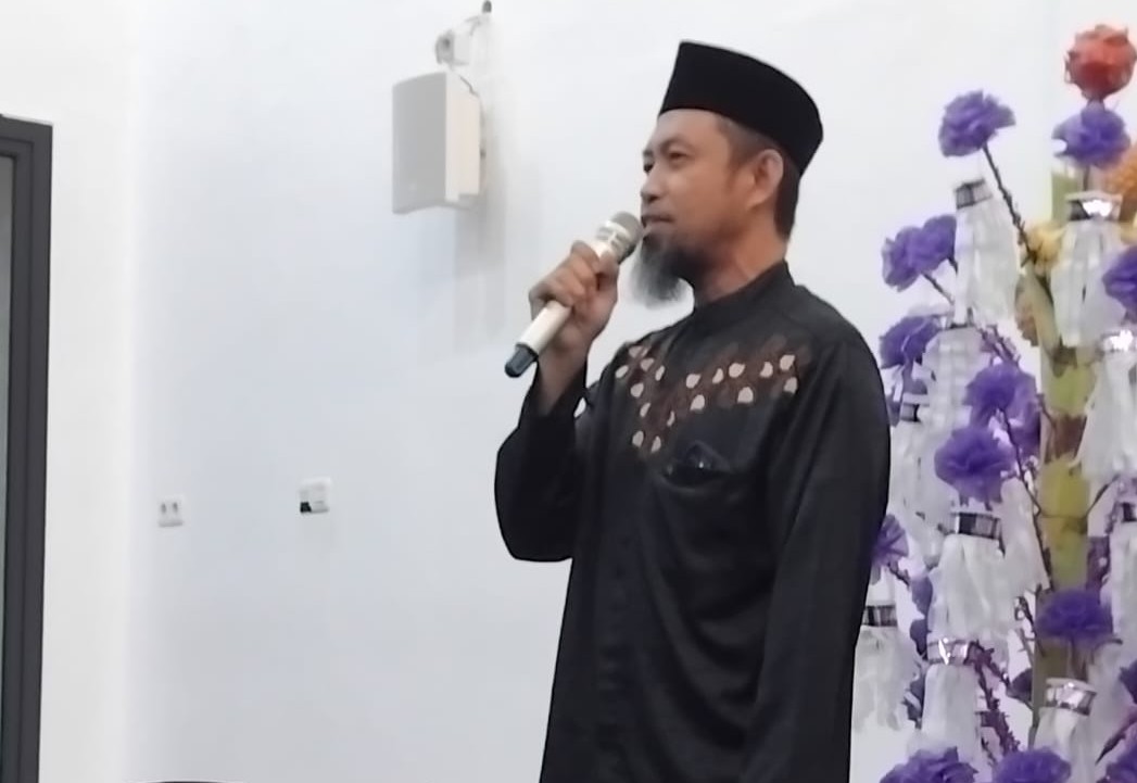Lurah Tello Baru, Syafrin saat peringatan Maulid Nabi yang digelar warga RW 11 Kelurahan Tello Baru, Makassar Juli 2026 lalu.